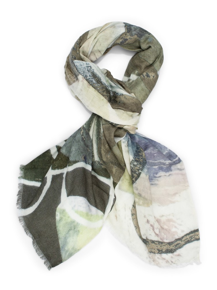 Katrin Uri. Forest creek scarf