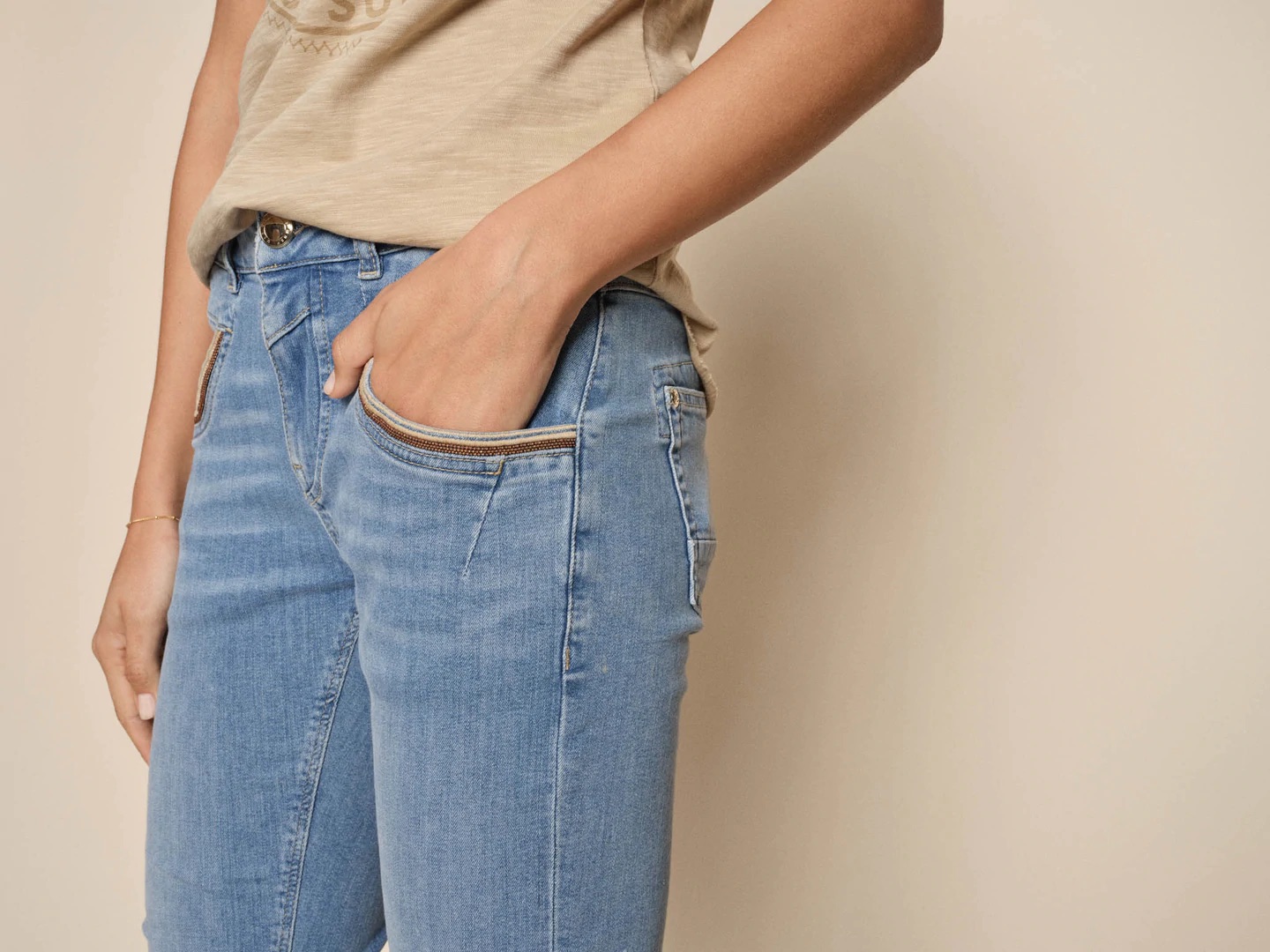 Mos mosh. Naomi scala jeans